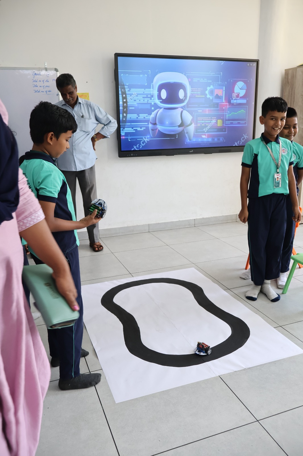 SA International School AI STEAM Learning